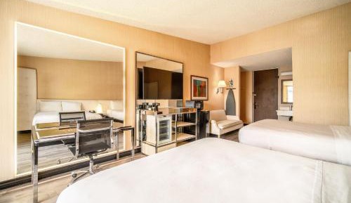 Queen Room with Two Queen Beds - Disability Access