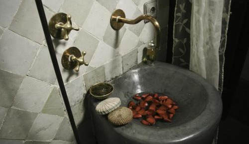 Yassine Single Room