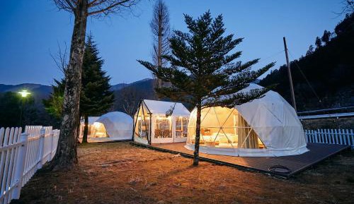 Glamping Dome with mountain view