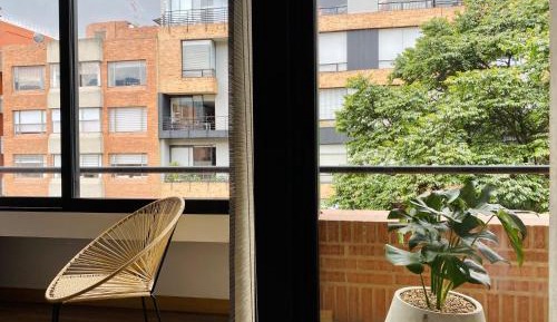 One-bedroom Loft Apartment 