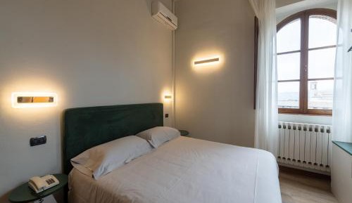 Double Room (1 Adult)