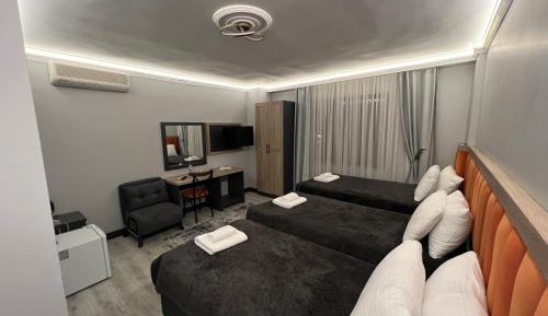 Double or Twin Room with Extra Bed