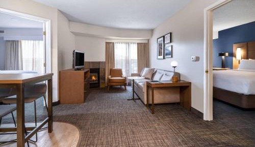 Two-Bedroom Suite