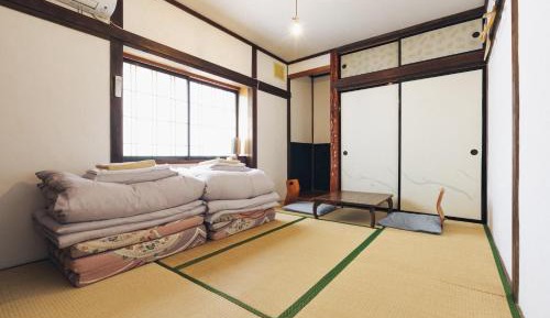 Japanese-Style Room