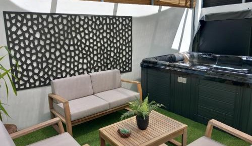 One-Bedroom Villa