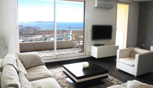 Apartment with Sea View