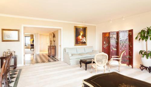 Belgrano Suite - Club Lounge/High Floor