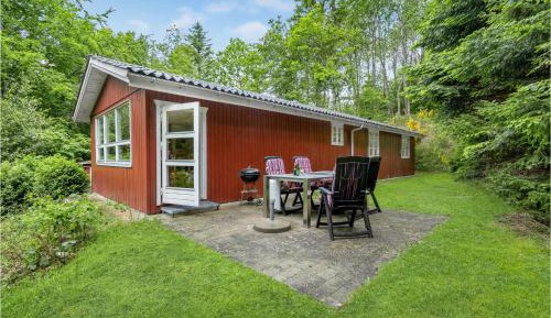 Three-Bedroom Holiday Home 