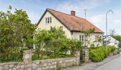 Four-Bedroom Holiday Home