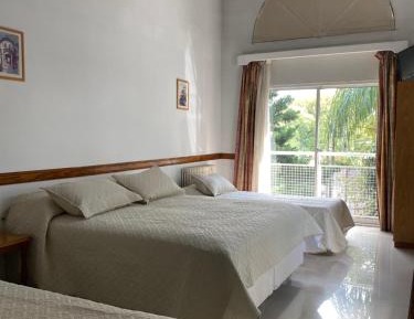 Apartment (4 Adults)