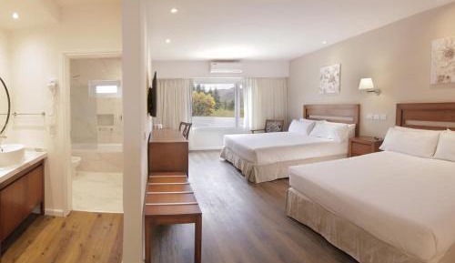 Deluxe Queen Room with Two Queen Beds