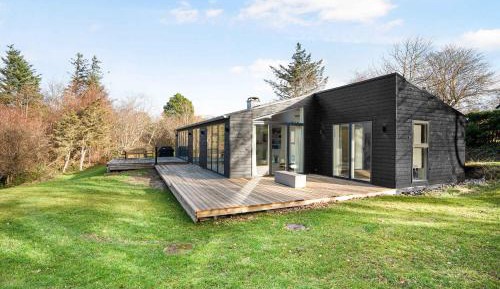 Four-Bedroom Holiday Home