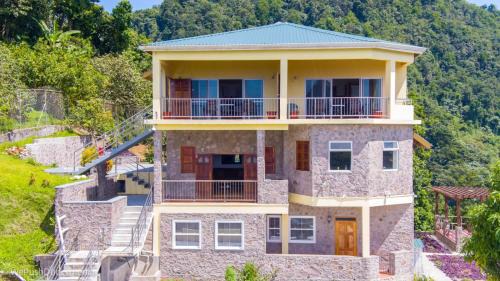 Deluxe Villa 1