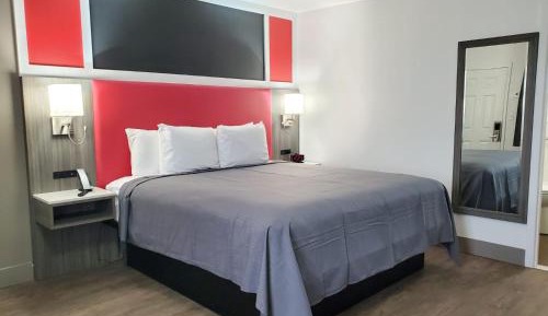 Standard King Room