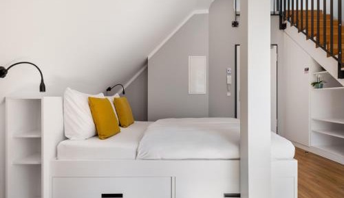 Extra Large Studio with Kitchenette and Sofa Bed - Duplex