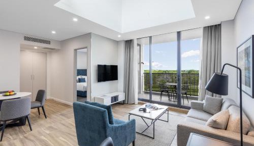 One-Bedroom King Suite