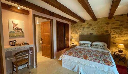 Deluxe Double Room with Shower