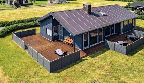 Four-Bedroom Holiday Home