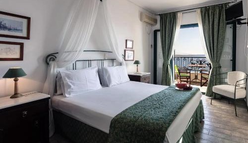 Superior Double or Twin Room with Sea View