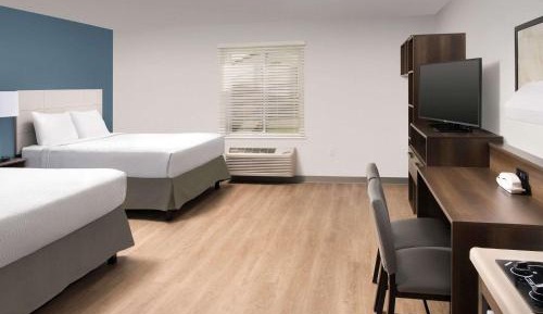 Standard Queen Room with Two Queen Beds - Non Smoking 