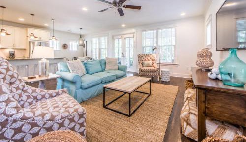 Three-Bedroom Holiday Home 