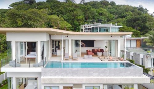 Deluxe Villa