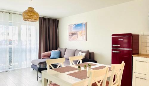 One-Bedroom Apartment with Balcony