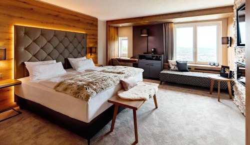 Large Double Room