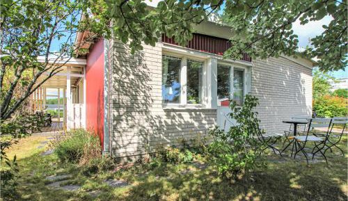Three-Bedroom Holiday Home 