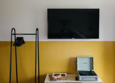King Room with Pool and Mountain View