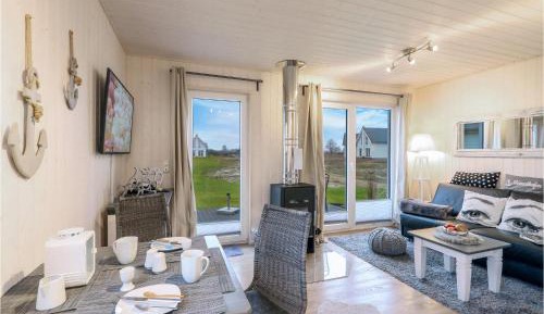 One-Bedroom Holiday Home