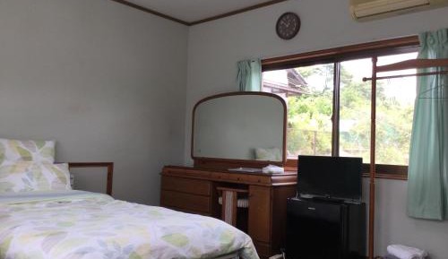 Economy Twin Room