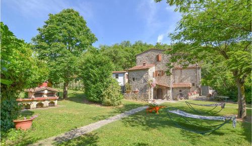 Three-Bedroom Holiday Home 