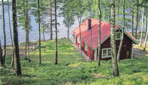 Three-Bedroom Holiday Home 