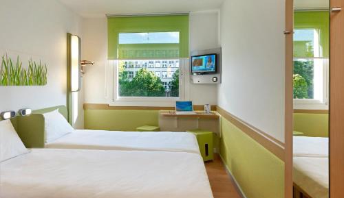 Double Room with Bunk Bed