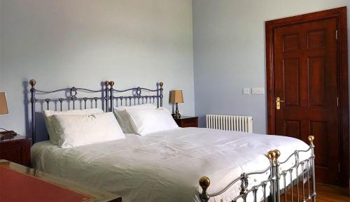 Double or Twin Room with Lake View