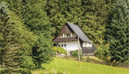 Two-Bedroom Holiday Home
