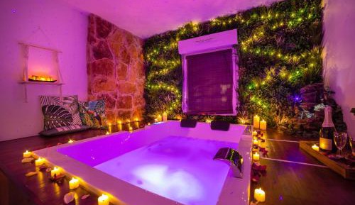 Queen Room with Spa Bath