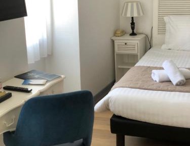 Double Room with Port View