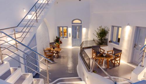 Signature Cave Suite with Hot Tub, Sea and Sunset View