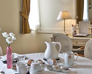 Junior Suite (2 Adults)