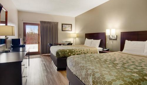 Queen Room with Two Queen Beds - Non-Smoking