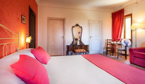 Junior Suite with Mountain View