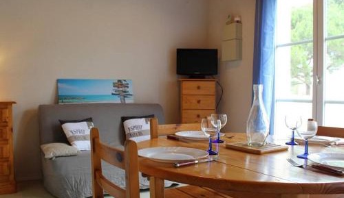 Apartment (4 Adults)