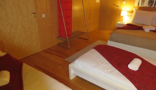 Family Room with 2 Extra Beds (2 Adults + 2 Children)