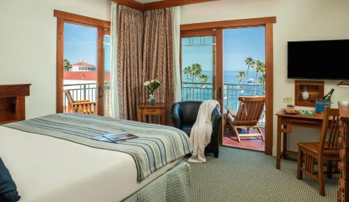 Queen Room with Ocean View