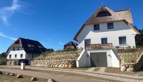 Two-Bedroom Duplex Apartment First Floor (1-4 Adults) - 4