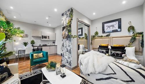 One-Bedroom Apartment