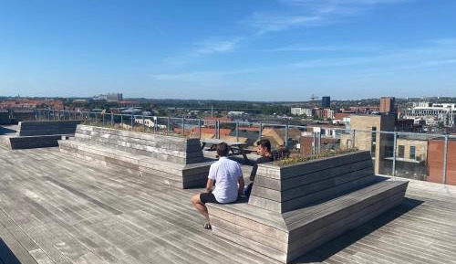 Apartment with Terrace