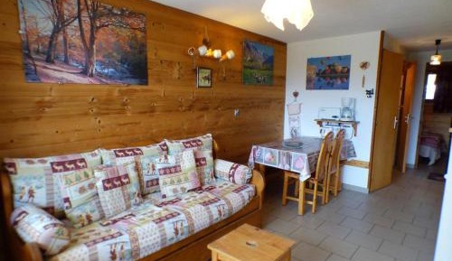 Apartment (4 Adults)